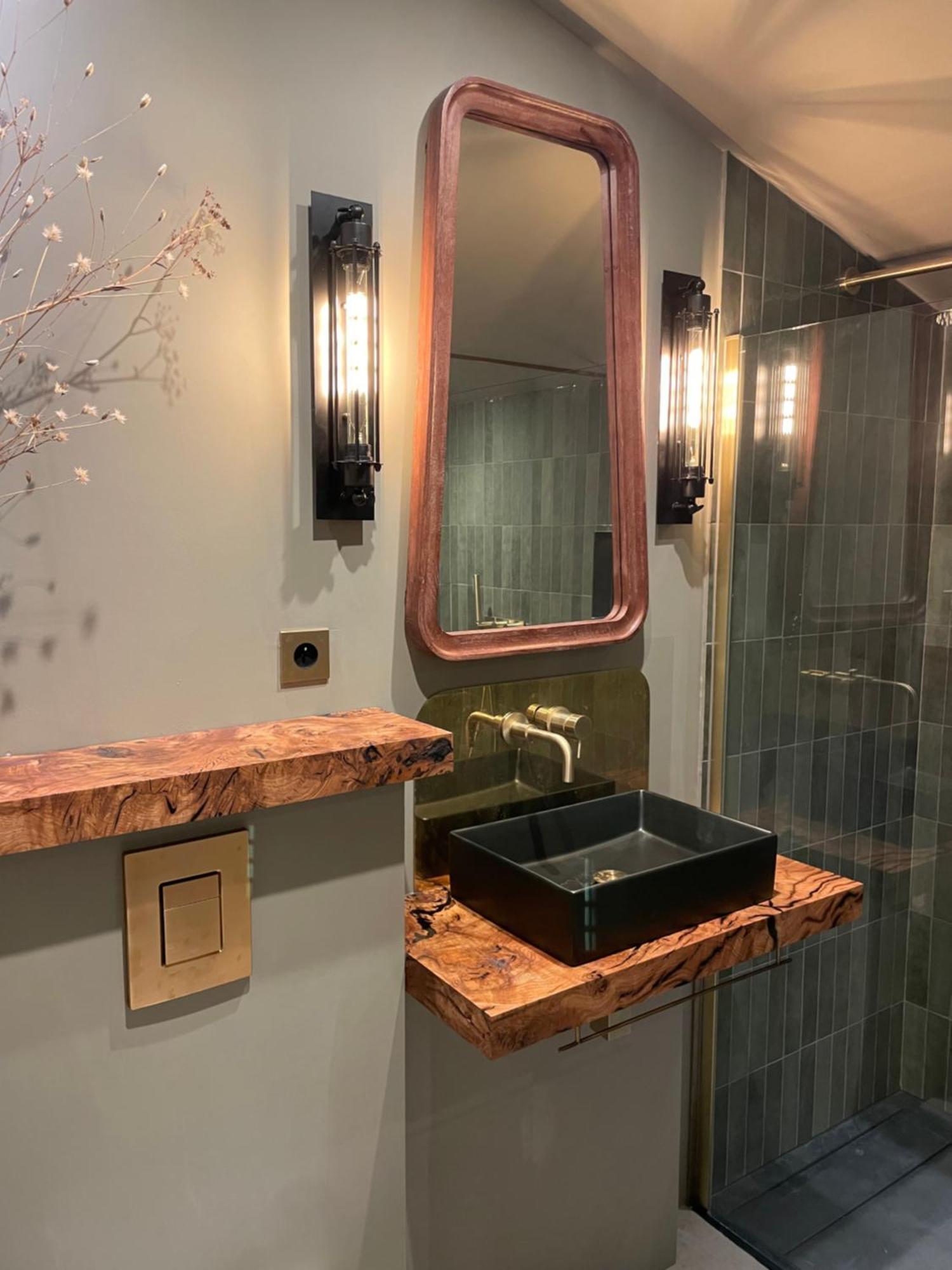 La Traversee Saint-Privat  外观 照片